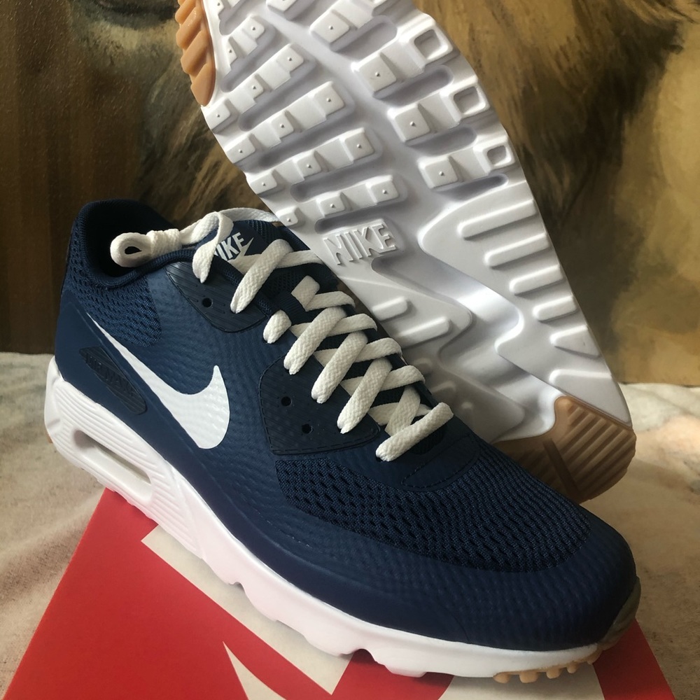 NIKE AIR MAX 90 ultra essential